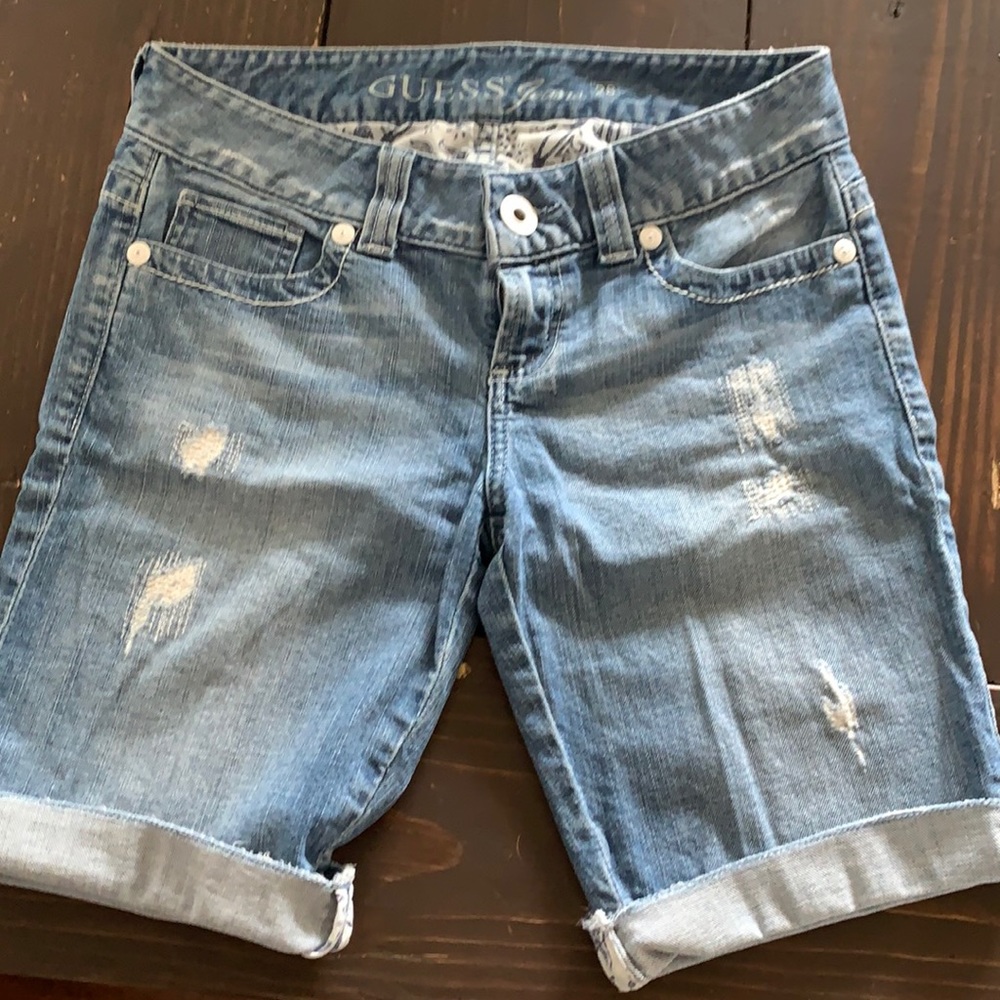 Cute guess Jean shorts